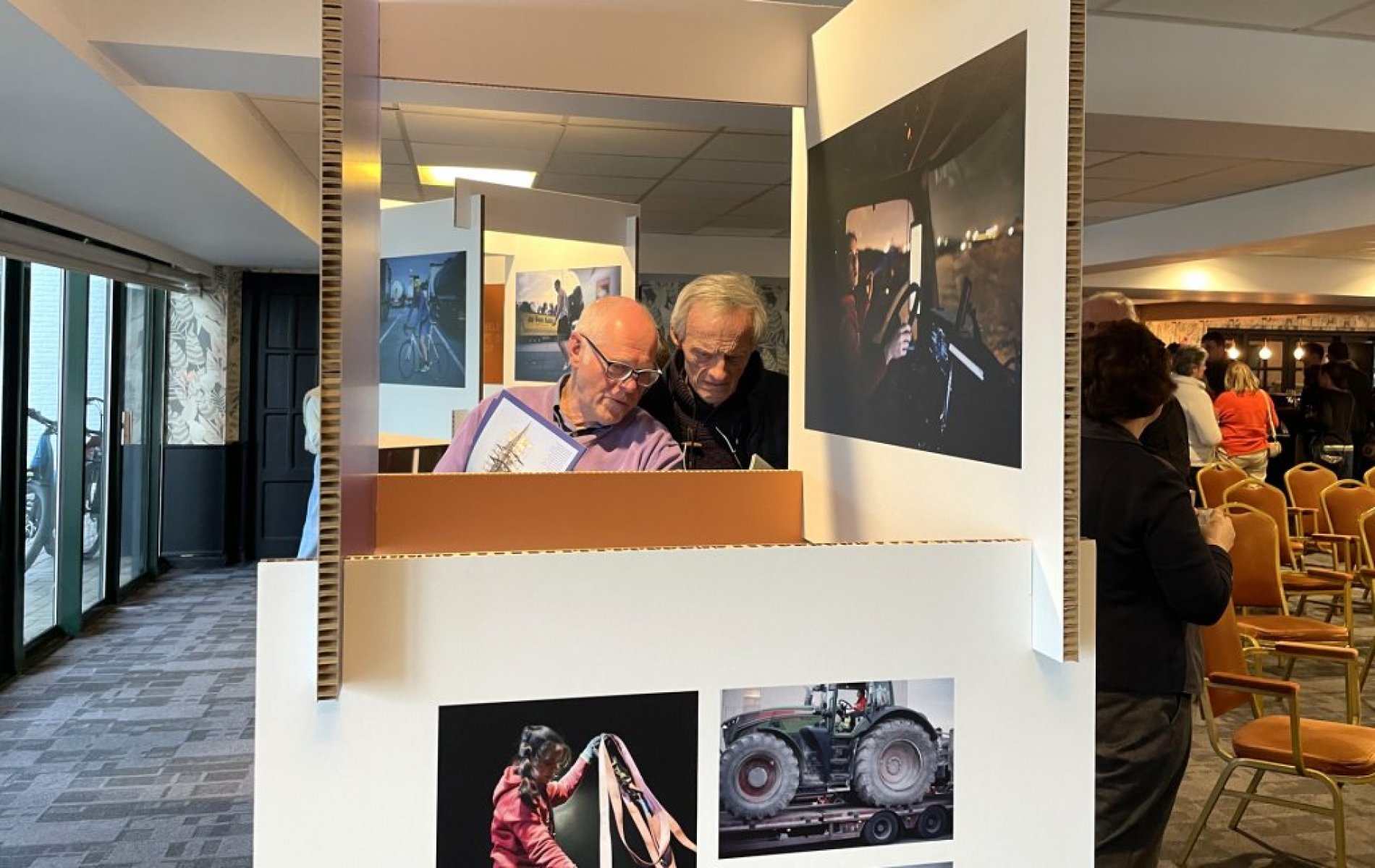 Thuis Onderweg. Foto-expo E17